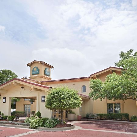 La Quinta Inn By Wyndham Меррилвилл Экстерьер фото
