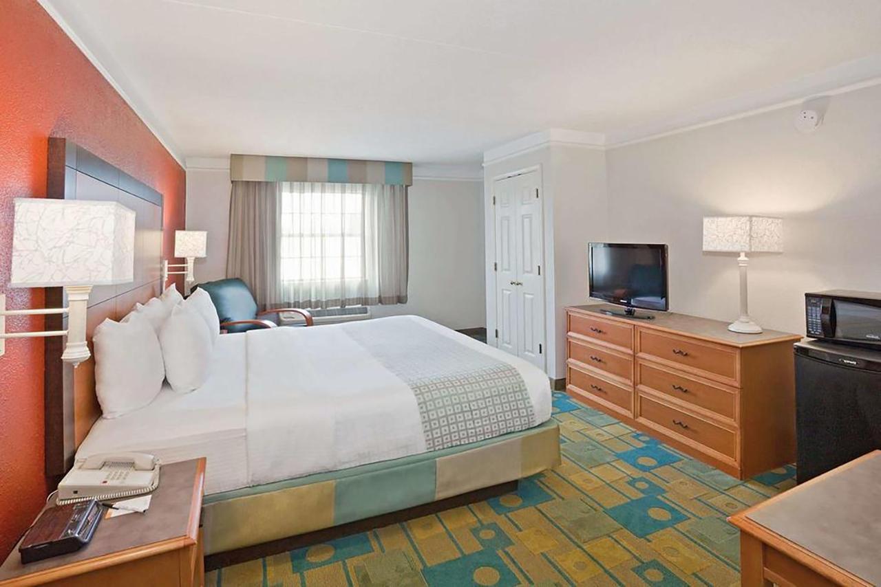 La Quinta Inn By Wyndham Меррилвилл Экстерьер фото