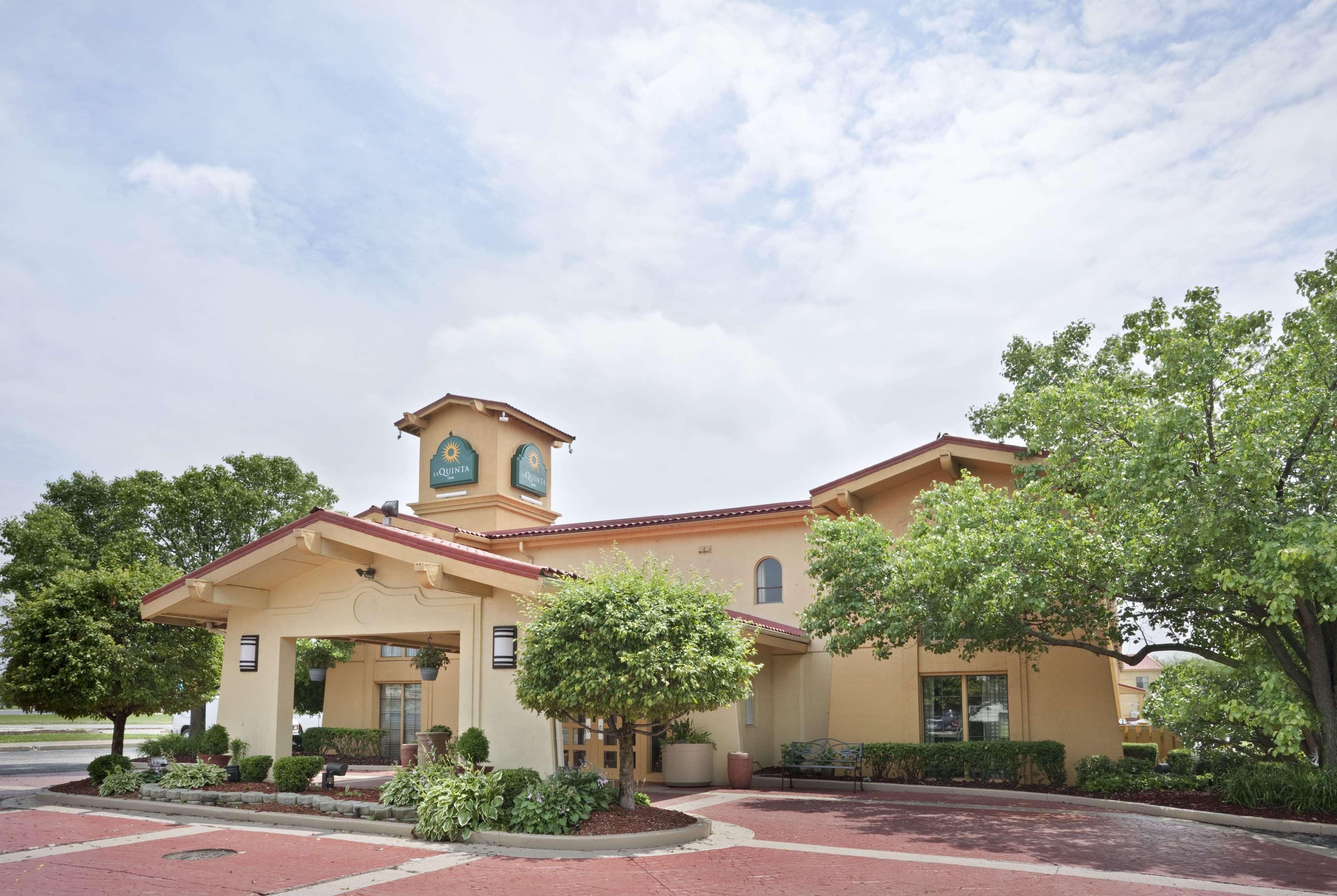 La Quinta Inn By Wyndham Меррилвилл Экстерьер фото